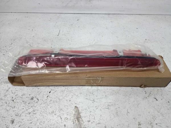 3EME FEU STOP NISSAN QASHQAI 2006-2013 - Vue 1